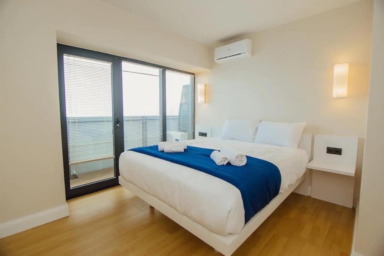 Orbi City Center Suite Батуми Екстериор снимка