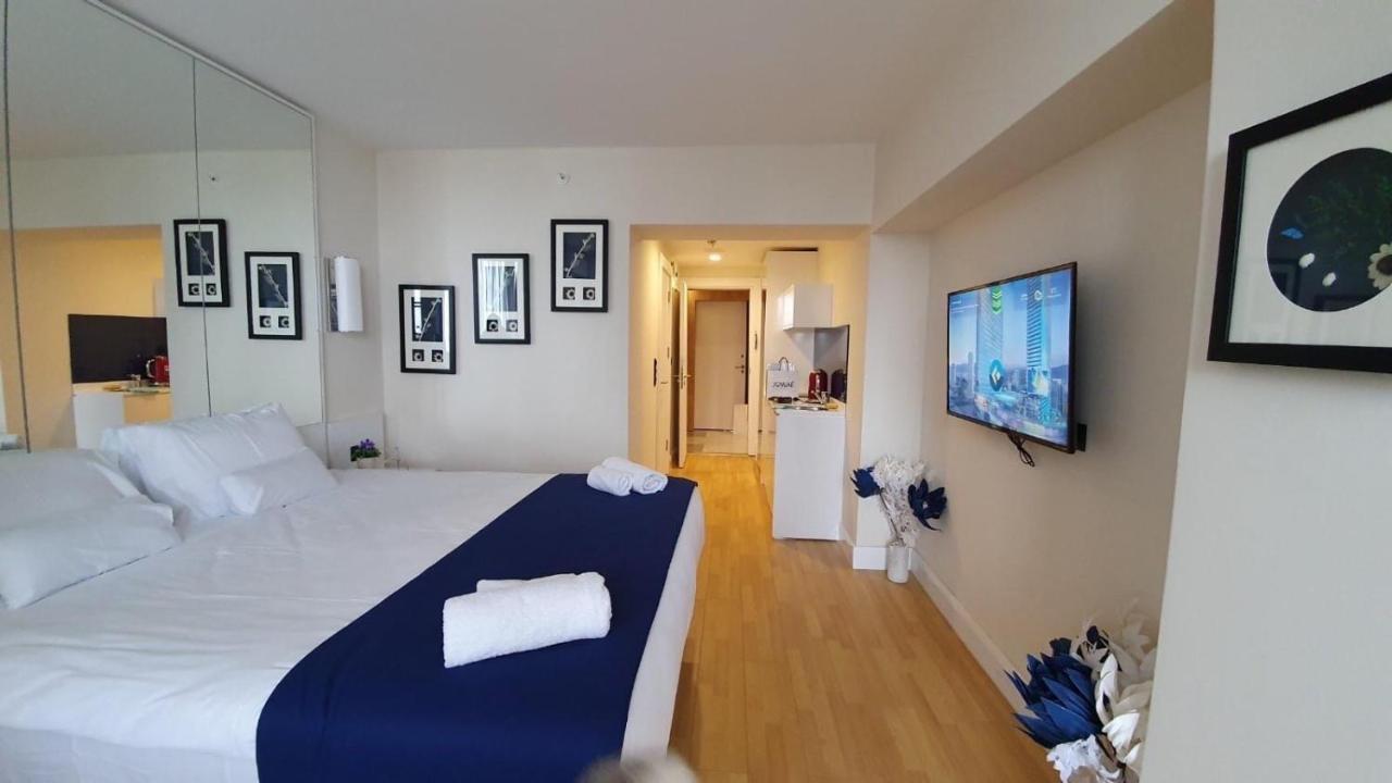 Orbi City Center Suite Батуми Екстериор снимка