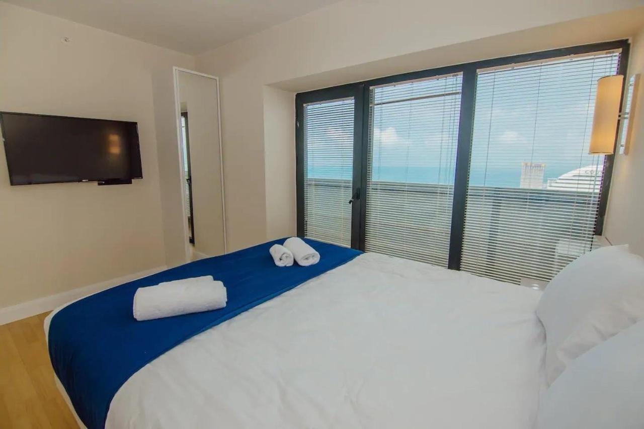 Orbi City Center Suite Батуми Екстериор снимка