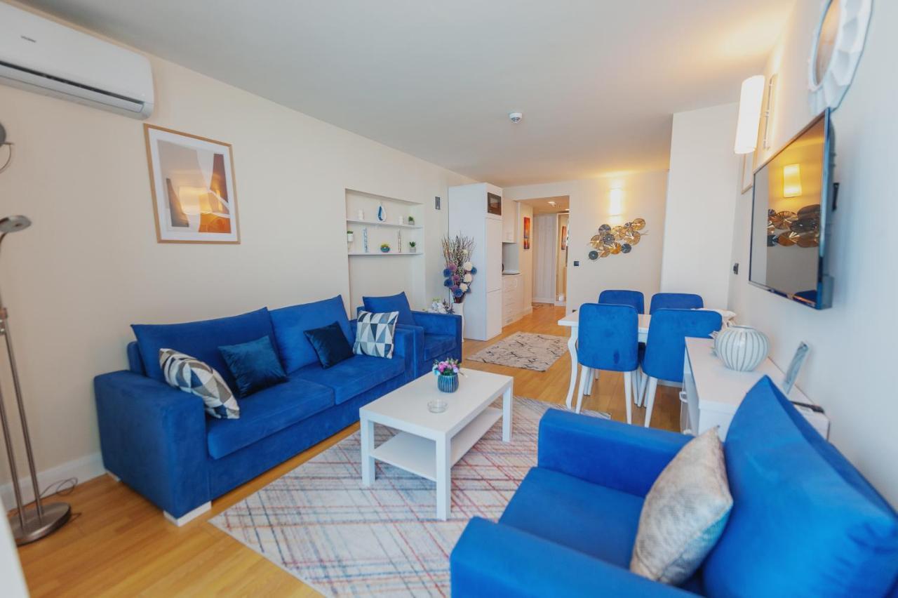 Orbi City Center Suite Батуми Екстериор снимка