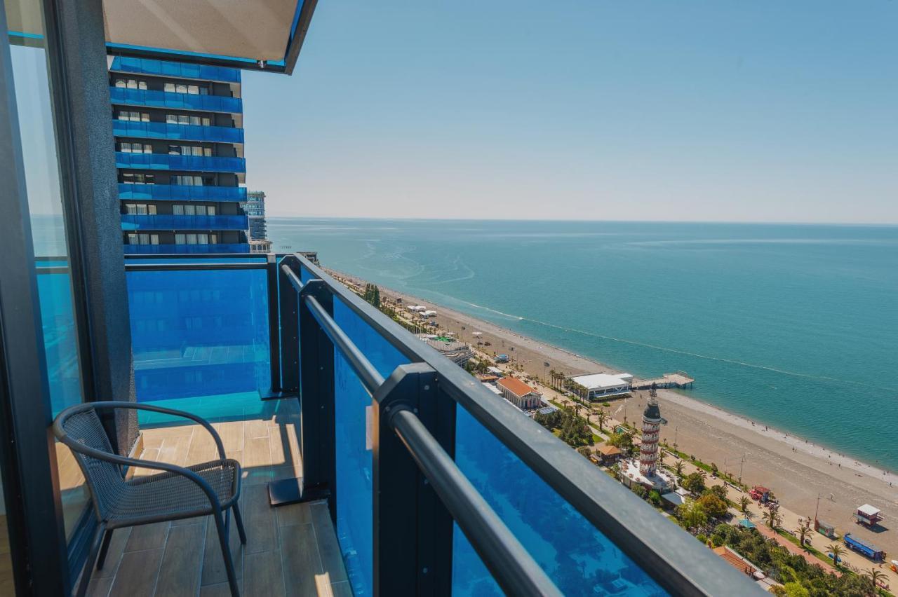 Orbi City Center Suite Батуми Екстериор снимка