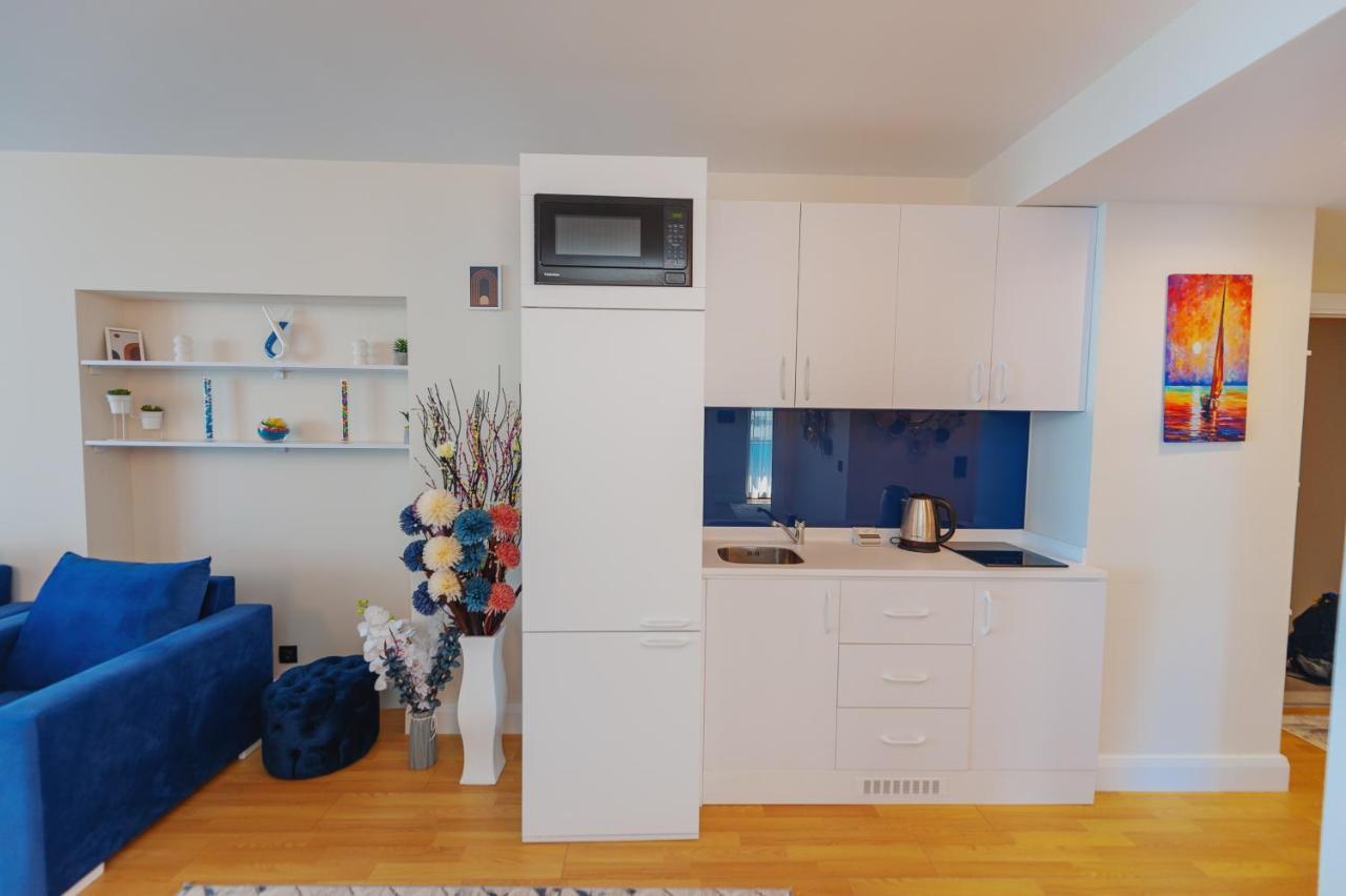 Orbi City Center Suite Батуми Екстериор снимка
